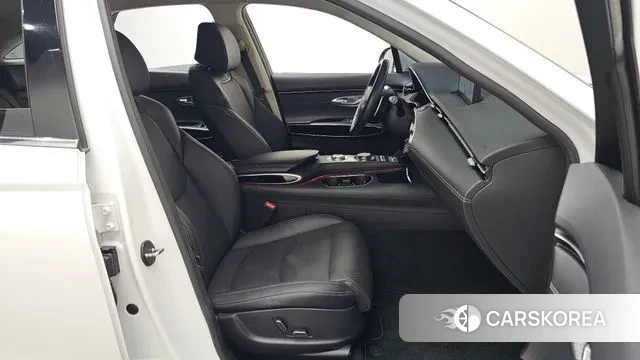 Genesis GV70 2021 Белый из Кореи, фото 2