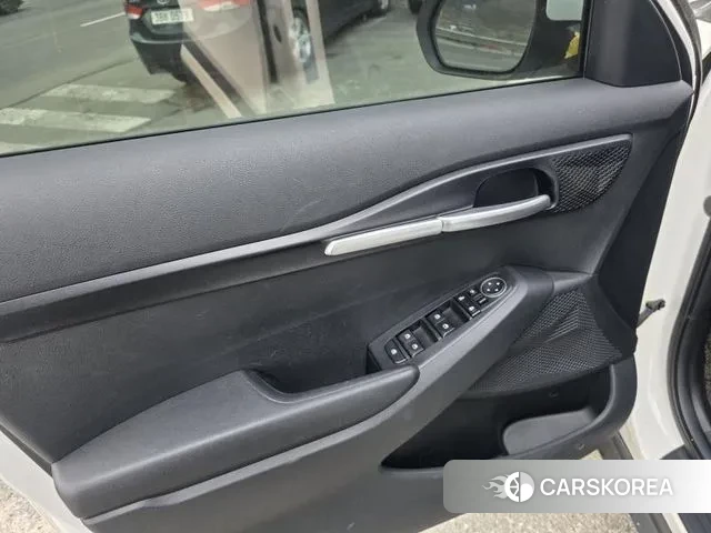 Kia Seltos 2021 Белый из Кореи, фото 2