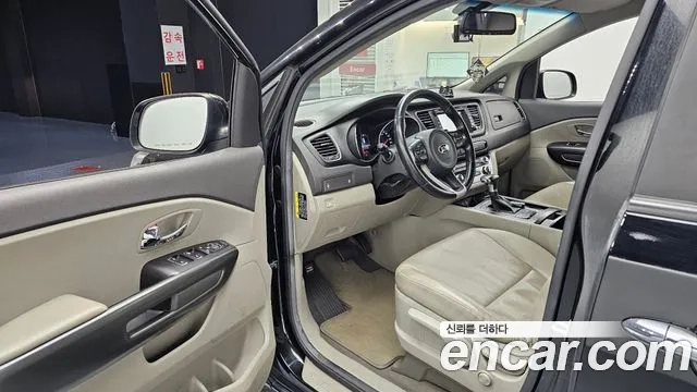 Kia All New Carnival 2018 Черный из Кореи, фото 2
