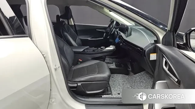 Kia EV6 2022 Жемчужный цвет из Кореи, фото 2