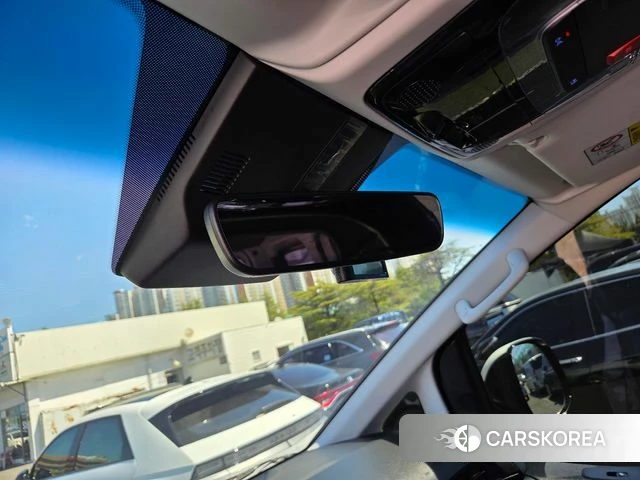 Hyundai Staria 2024 Белый из Кореи, фото 2