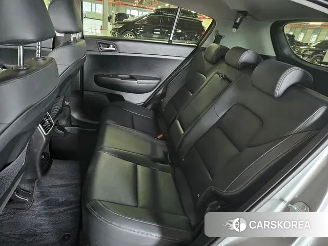 Kia Sportage The Bold 2021 Серый из Кореи, фото 2