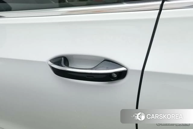 Volkswagen Golf 2024 Белый из Китая, фото 2