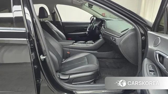 Hyundai Sonata (DN8) 2021 Черный из Кореи, фото 2