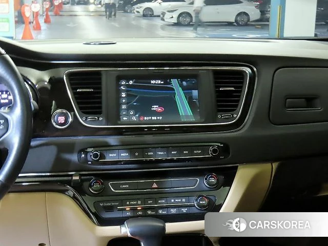 Kia The New Carnival 2019 Черный из Кореи, фото 2