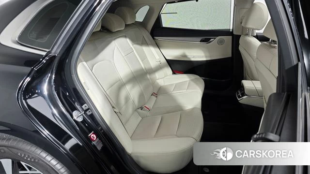 Hyundai The New Grandeur IG Hybrid 2022 Черный из Кореи, фото 2