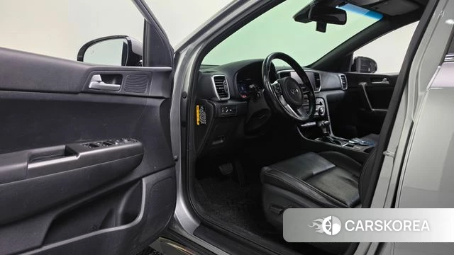 Kia Sportage The Bold 2019 Серебряный из Кореи, фото 2