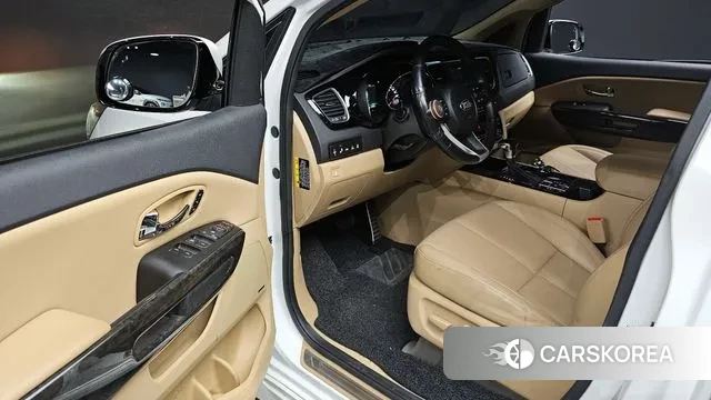 Kia The New Carnival 2018 Белый из Кореи, фото 2