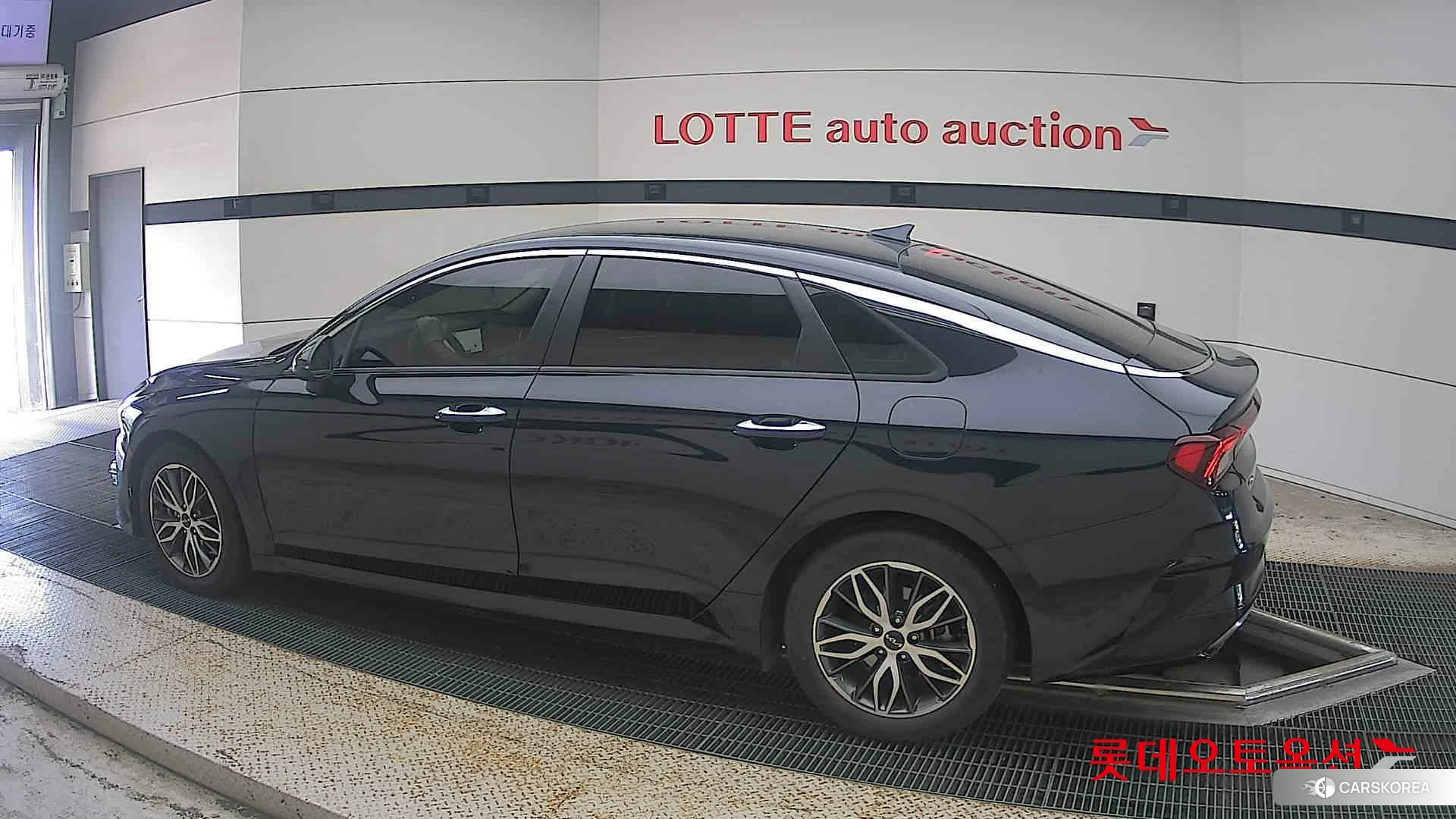 Kia K5 2022 Gravity Blue из Кореи, фото 2