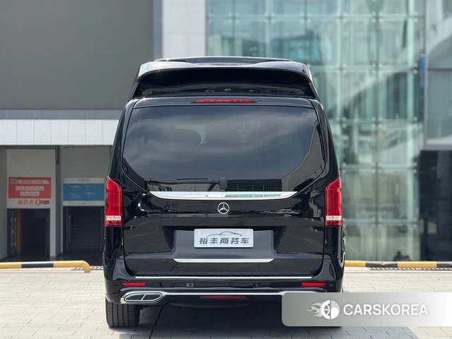 Mercedes-Benz V-class 2023 Черный из Китая, фото 2