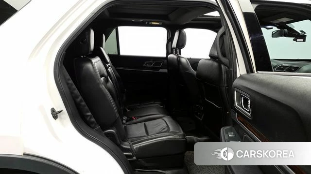 Ford Explorer 2018 Белый из Кореи, фото 2