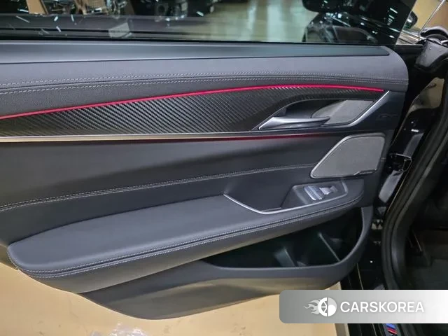 BMW 6 Series GT (G32) 2022 Черный из Кореи, фото 2