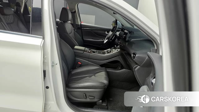 Hyundai The New Santa Fe 2022 Белый из Кореи, фото 2