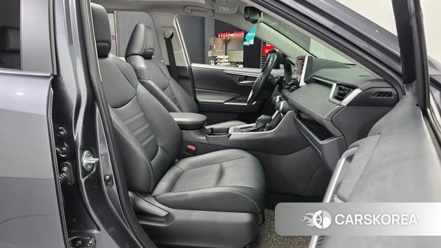 Toyota RAV4 5th Generation 2019 Серый из Кореи, фото 2
