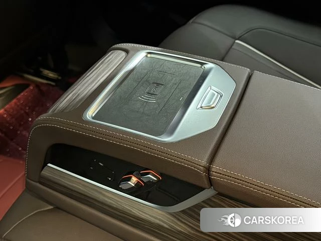 BMW 5 series 2022 Черный из Китая, фото 2