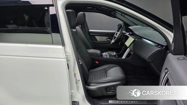 Land Rover Discovery Sports 2nd Generation 2025 Белый из Кореи, фото 2