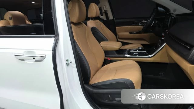 Kia Carnival 4th generation 2022 Белый из Кореи, фото 2