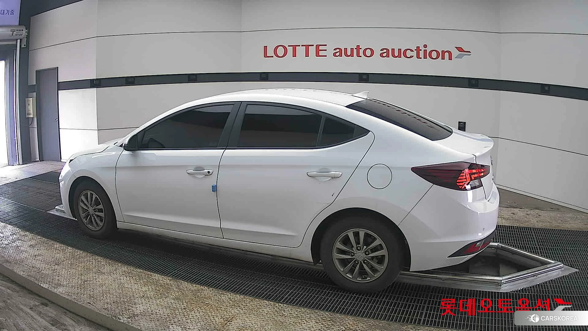 Hyundai Avante 2020 Polar White из Кореи, фото 2