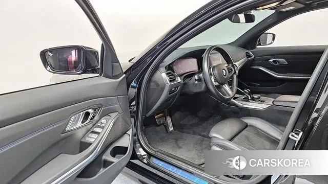 BMW 3 Series (G20) 2021 Черный из Кореи, фото 2