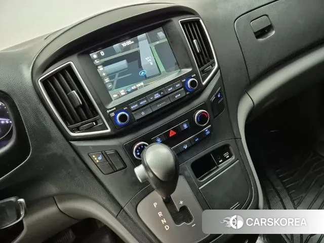 Hyundai The New Grand Starex 2018 Серебряный из Кореи, фото 2