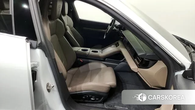 Porsche Taycan 2021 Белый из Кореи, фото 2