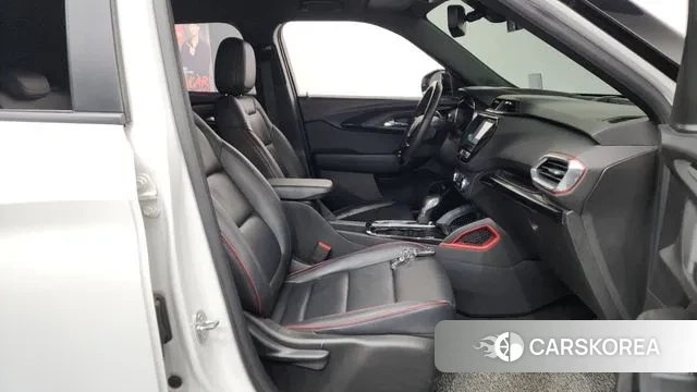 Chevrolet (GM Daewoo) Trailblazer 2021 Белый из Кореи, фото 2