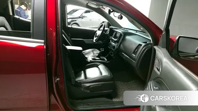 Chevrolet (GM Daewoo) Real New Colorado 2021 Красный из Кореи, фото 2