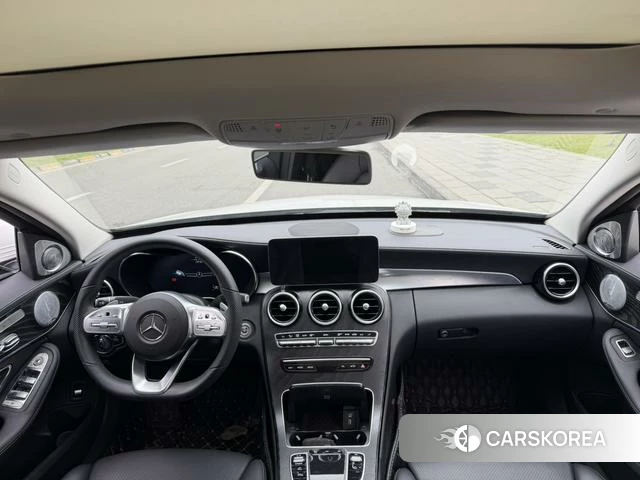 Mercedes-Benz Class C 2020 Белый из Китая, фото 2