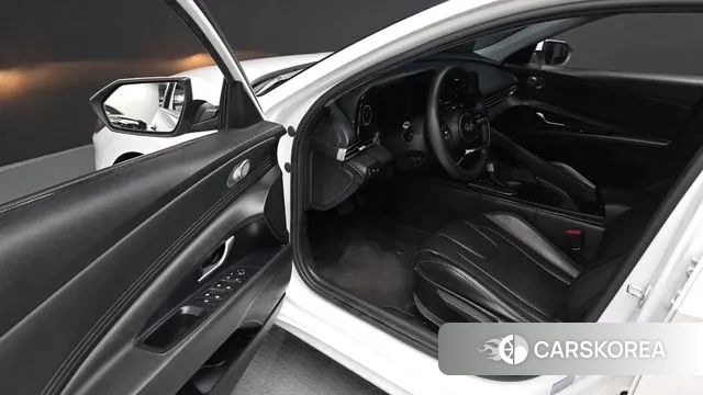 Hyundai Avante (CN7) 2022 Белый из Кореи, фото 2