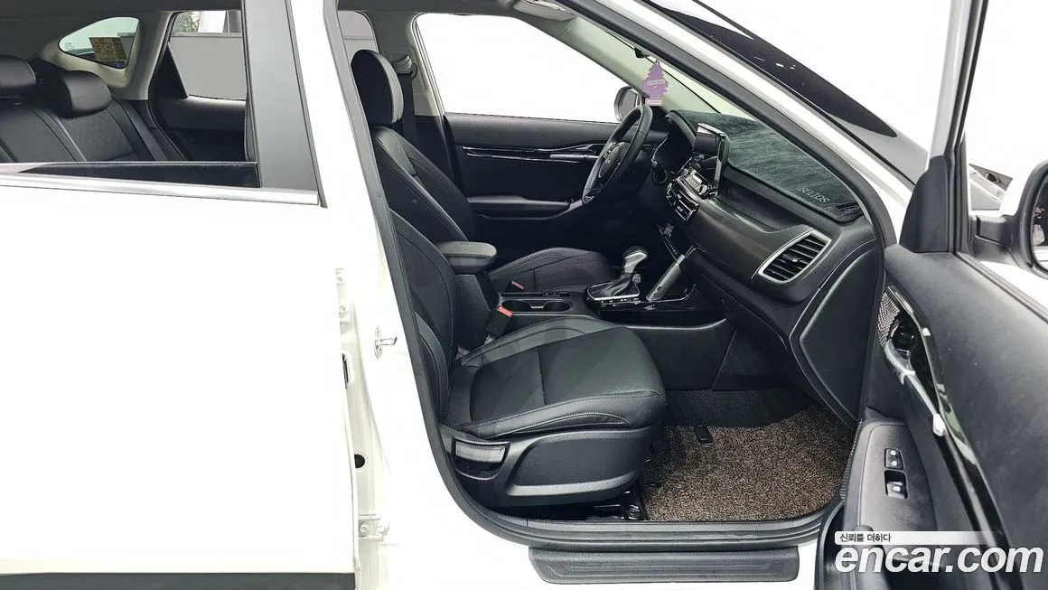 Kia Seltos 2022 Белый из Кореи, фото 2