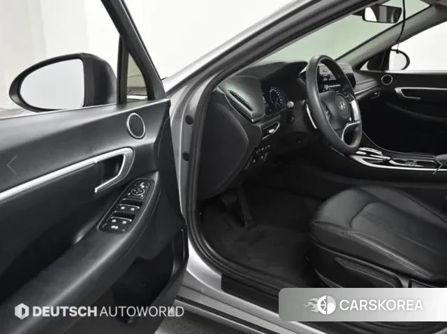 Hyundai Sonata (DN8) 2020 Серебристо-серый из Кореи, фото 2