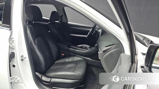 Hyundai Sonata (DN8) 2022 Белый из Кореи, фото 2