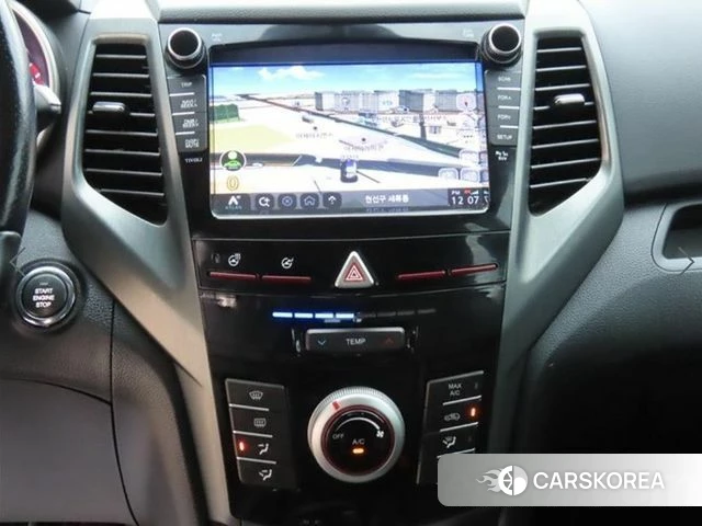 Ssangyong Tivoli Armor 2018 Белый из Кореи, фото 2