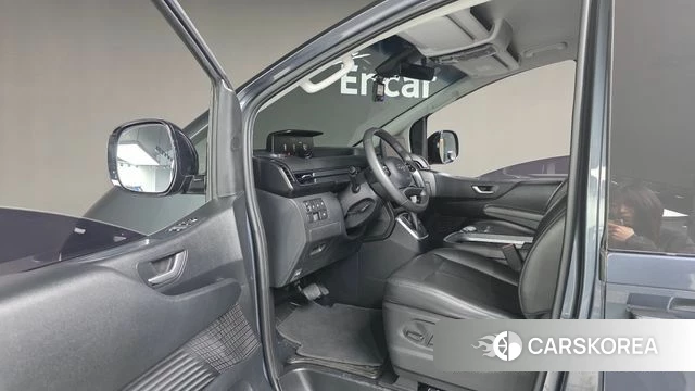 Hyundai Staria 2022 Серый из Кореи, фото 2