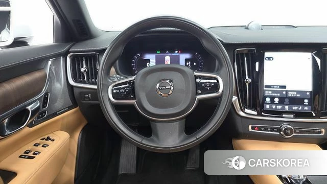 Volvo S90 2022 Белый из Кореи, фото 2