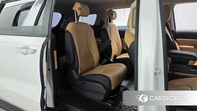 Kia Carnival 4th generation 2022 Белый из Кореи, фото 2