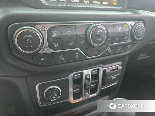 Jeep Wrangler (JL) 2019 Белый из Кореи, фото 2