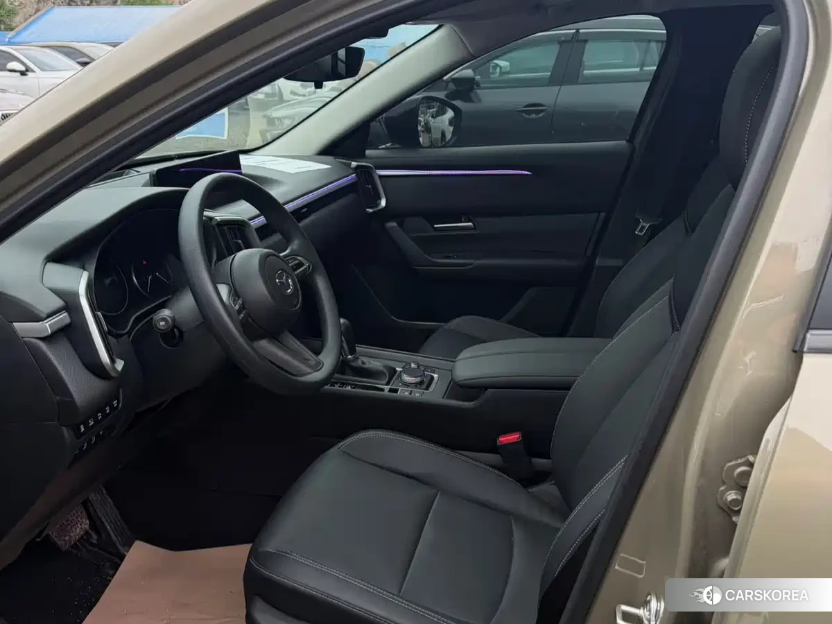 Mazda CX-50 2023 Champagne/brown из Китая, фото 2