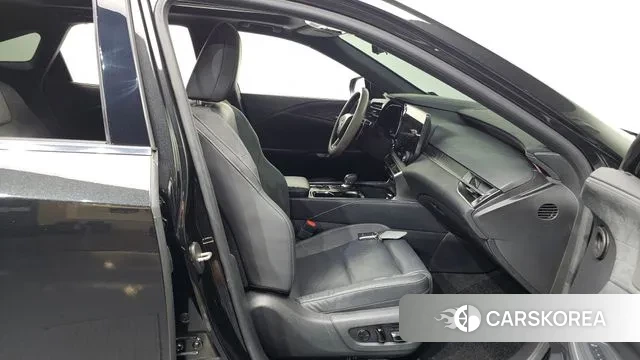 Lexus RX350h 5th generation 2023 Черный из Кореи, фото 2