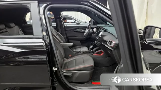 Chevrolet (GM Daewoo) Trailblazer 2022 Черный из Кореи, фото 2