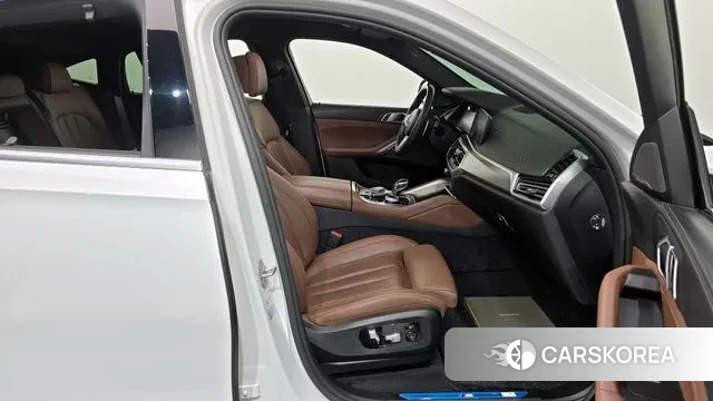 BMW X6 (G06) 2021 Белый из Кореи, фото 2