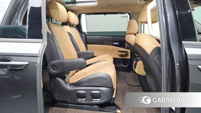 Kia Carnival 4th generation 2020 Серый из Кореи, фото 2