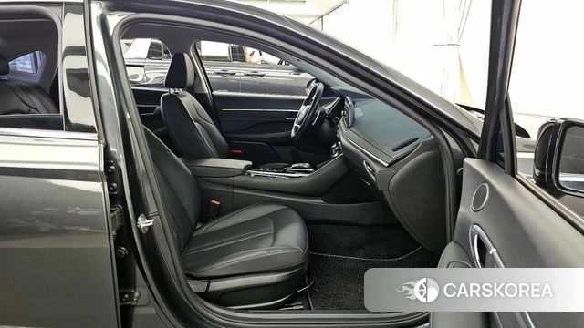 Hyundai Sonata (DN8) 2021 Серый из Кореи, фото 2