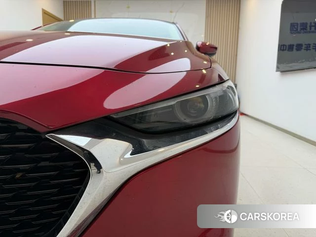 Mazda 3 Angkesaila 2022 Красный из Китая, фото 2