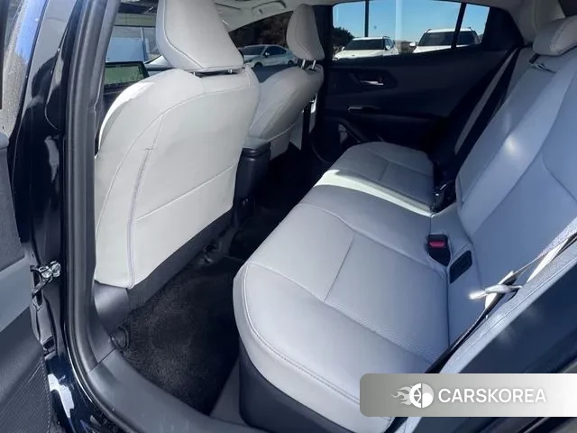 Toyota Prius 5th Generation 2024 Черный из Кореи, фото 2