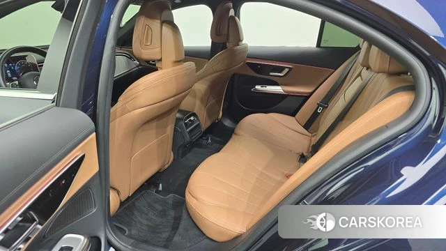 Mercedes-Benz E-Class W214 2025 Синий из Кореи, фото 2