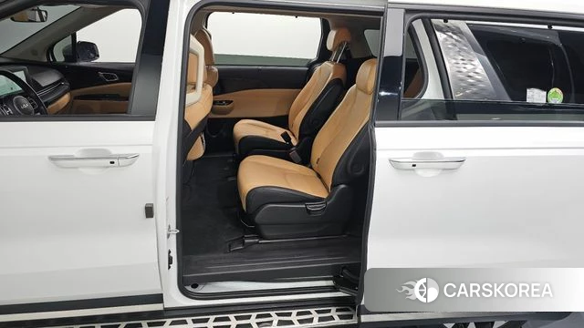 Kia Carnival 4th generation 2023 Белый из Кореи, фото 2