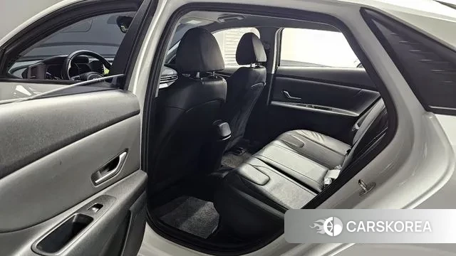 Hyundai Avante Hybrid (CN7) 2022 Белый из Кореи, фото 2