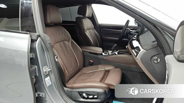 BMW 6 Series GT (G32) 2024 Серый из Кореи, фото 2