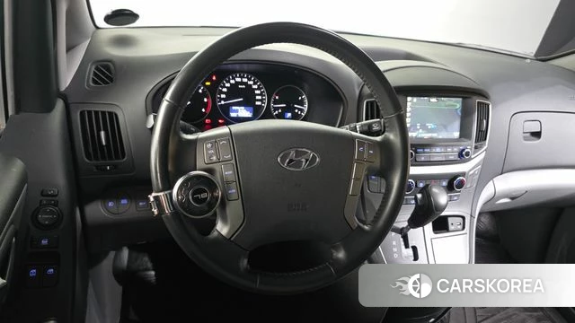 Hyundai The New Grand Starex 2018 Белый из Кореи, фото 2